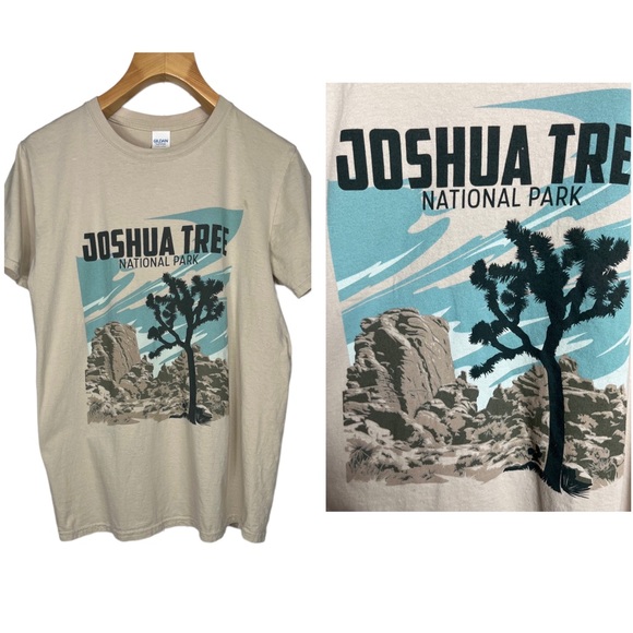 Gildan Tops - Concept 360 Joshua Tree National Park Shirt | Colors: Tan & Blue | Size: M
